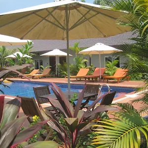 the-tamarind.hotelssihanoukville.net/